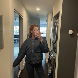 Women's Navy Quilted Jacket